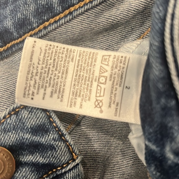 Like New Rockstar Super Skinny Midrise Size 2 Old Navy Jeans - Picture 4 of 7